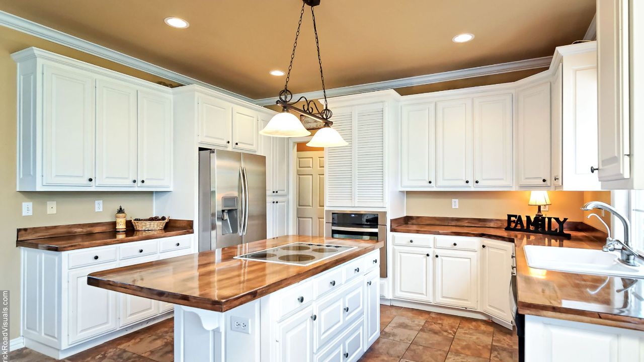 14237 Rolling Hills Dr., Bentonville, AR, 72712 Scene 2