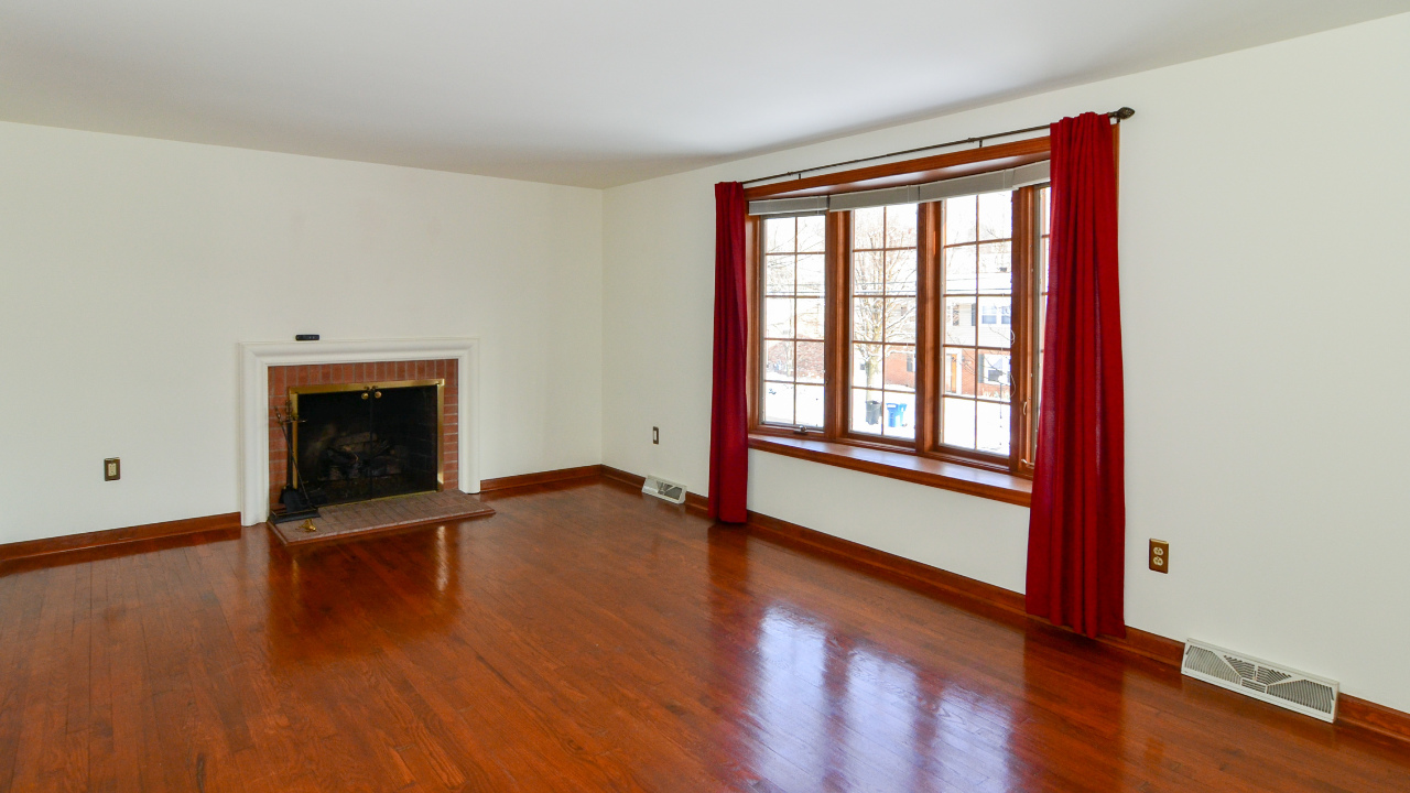 Family Room 3