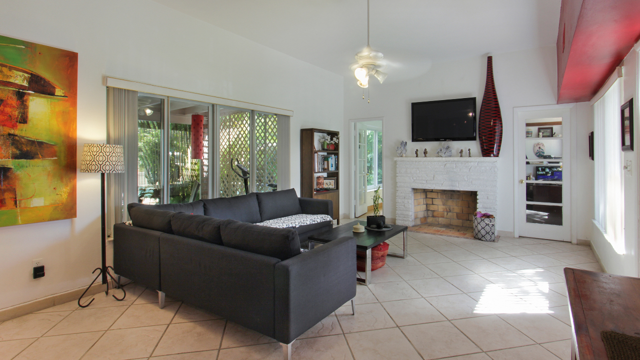 1315-NE-131st-St-03