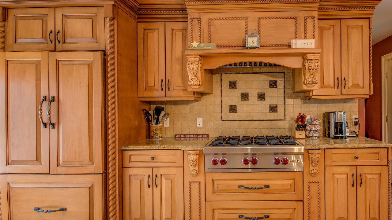 24 The Oaks, Roslyn, NY, 11576 Scene 4