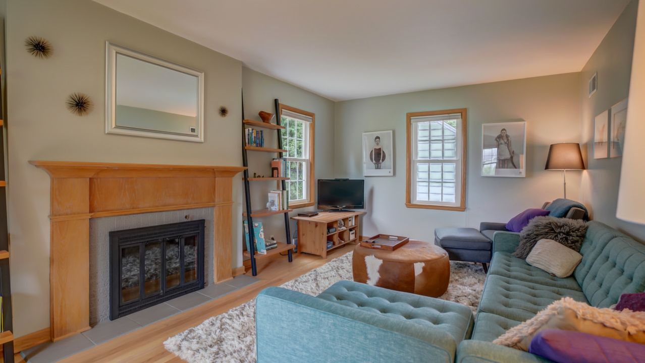 2819 Chamberlain Ave Madison-19