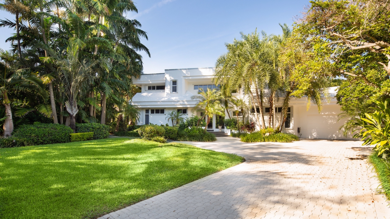 10001-SW-57th-Ct-01
