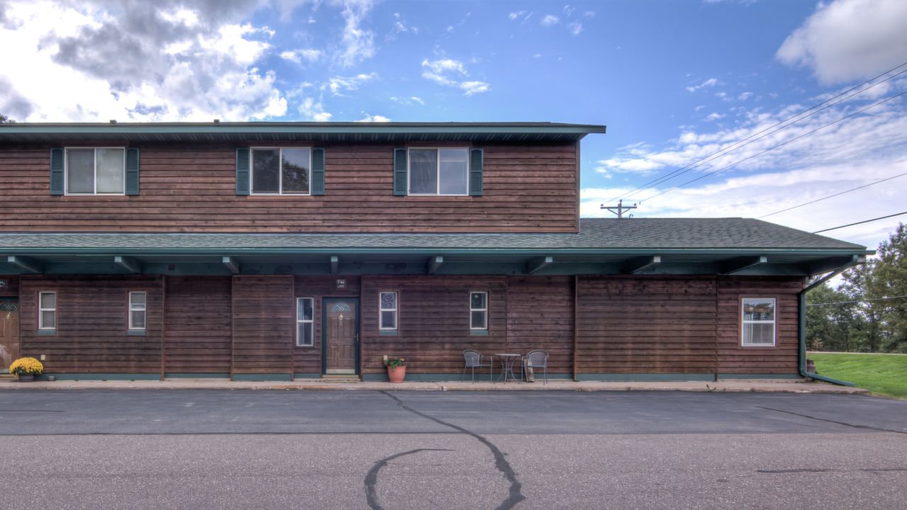 Call Sissy Knopps @ (715) 828-0903