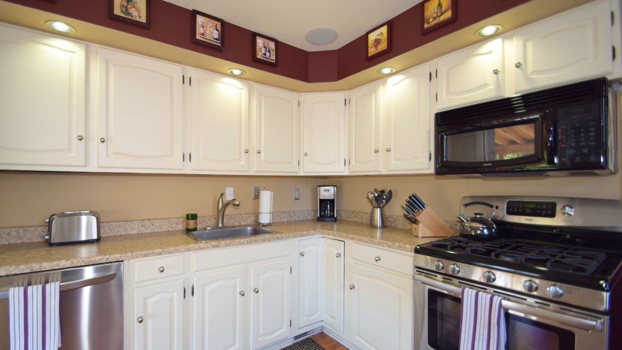 24 Wayne Ave, Trooper, PA, 19403 Scene 3