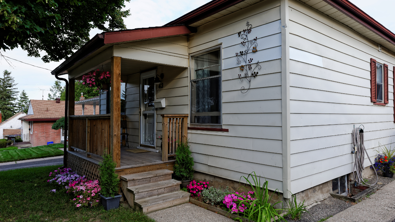 43 Fourth Avenue, Cambridge, ON, N1S 2E2 Scene 3