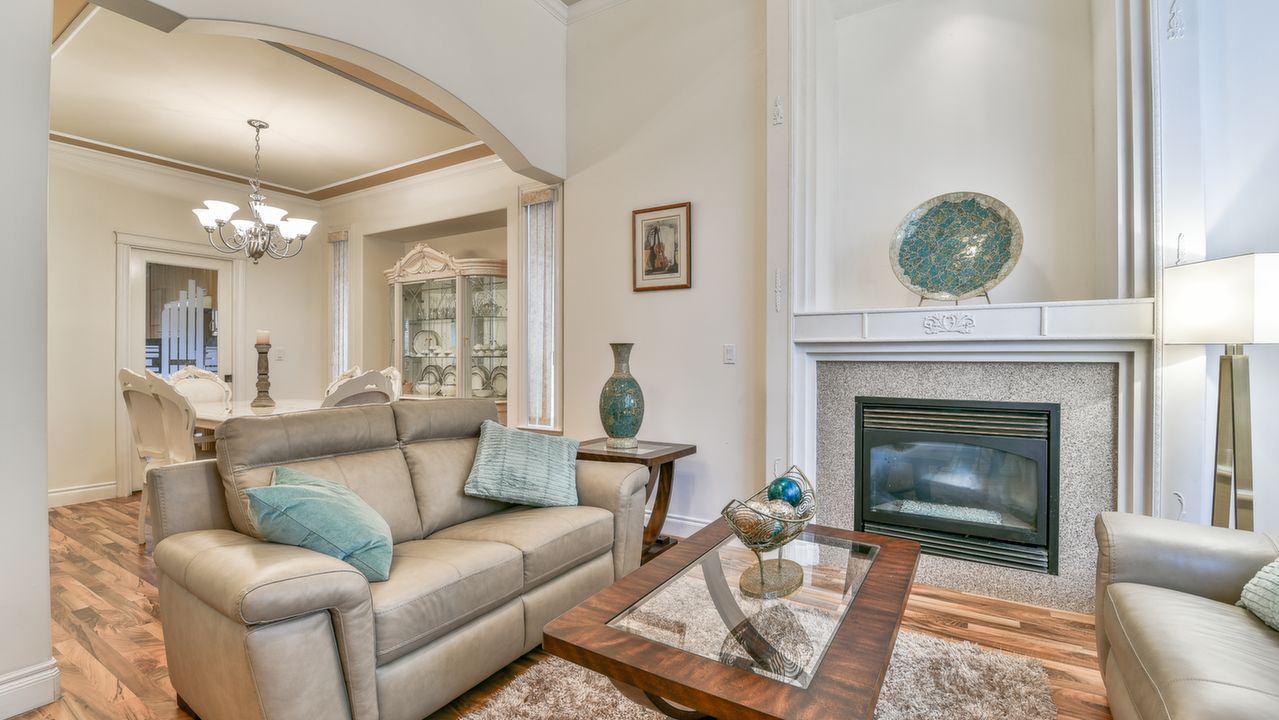 6774 145A St Surrey, Surrey, BC, V3S 0T2 Scene 2