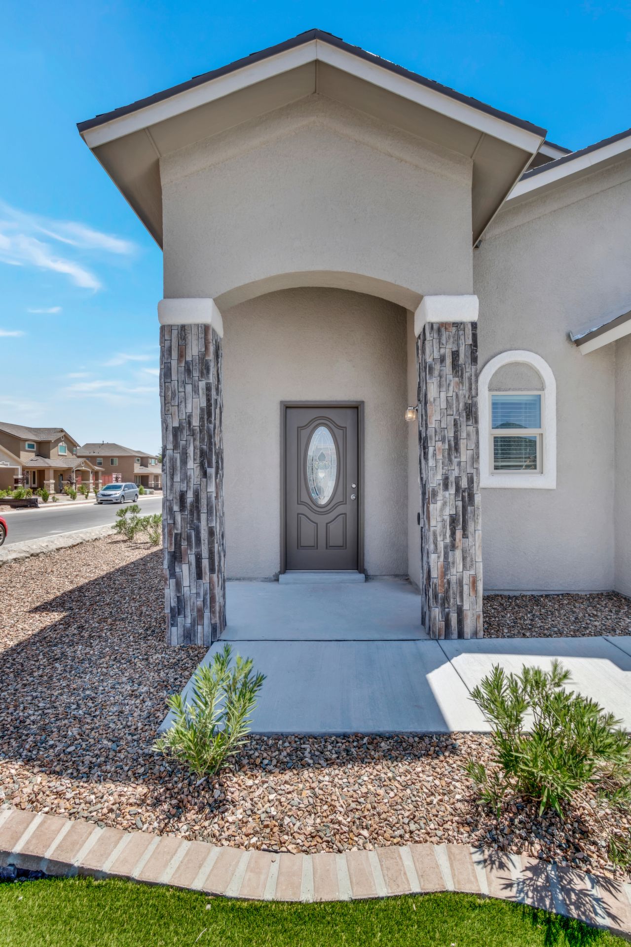 14272 Richard Wiles, El Paso, TX, 79938 Scene 4