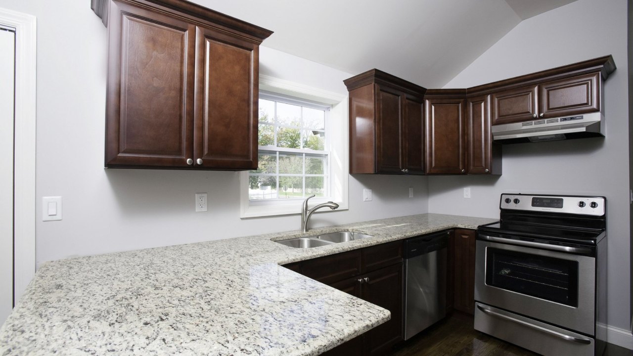 24 Helen Avenue, Smithtown, NY, 11787 Scene 4