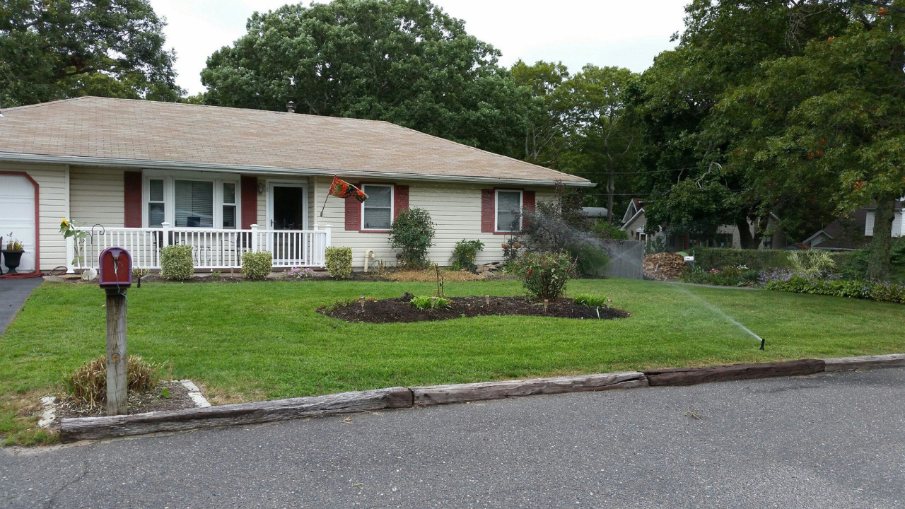 1 Putnam Ave, Patchogue, NY, 11772 Scene 1