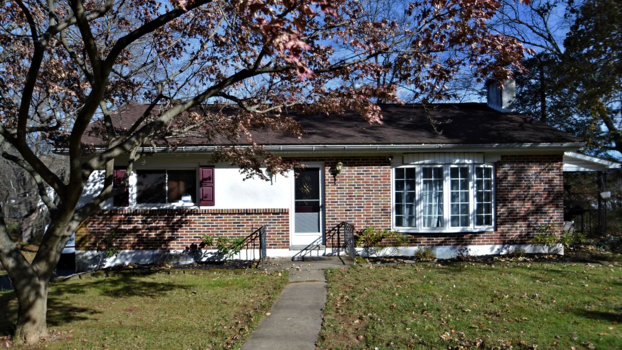 505 Walnut St, Green Lane, PA, 18054 Scene 1