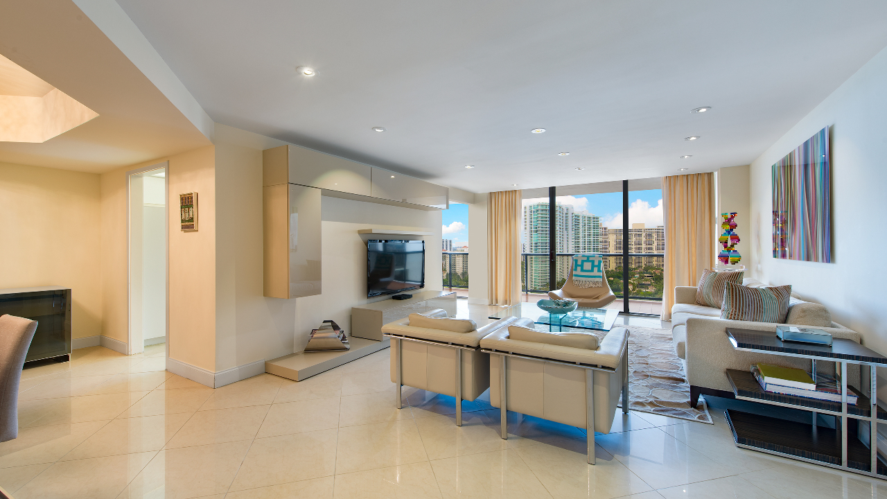 Turnberry-Isle-S-Twr-#20F-01