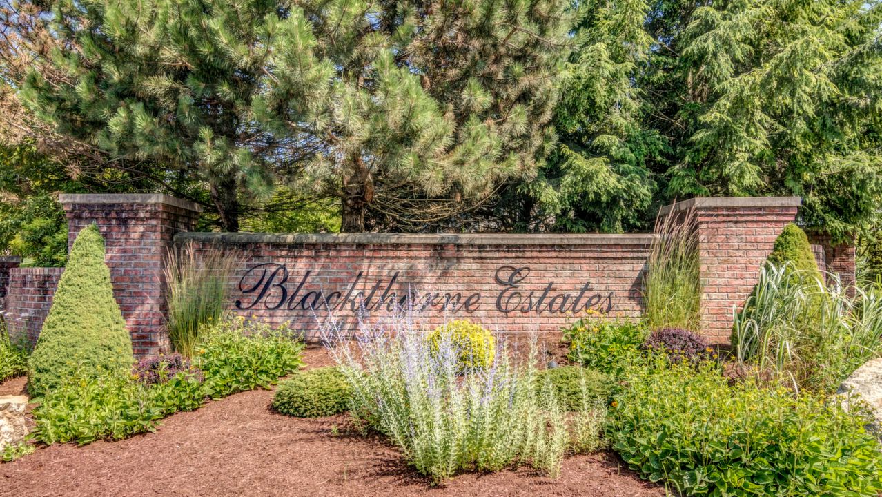 1005 St Andrews Ct_1