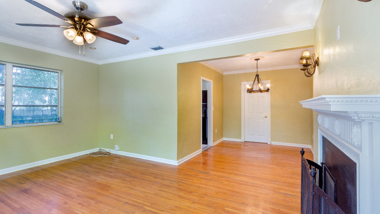 3701-Loquat-Ave-02