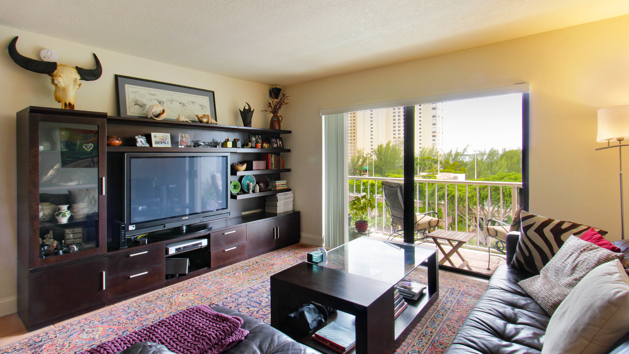 Cricket-Clubhouse-Condo-#601-03