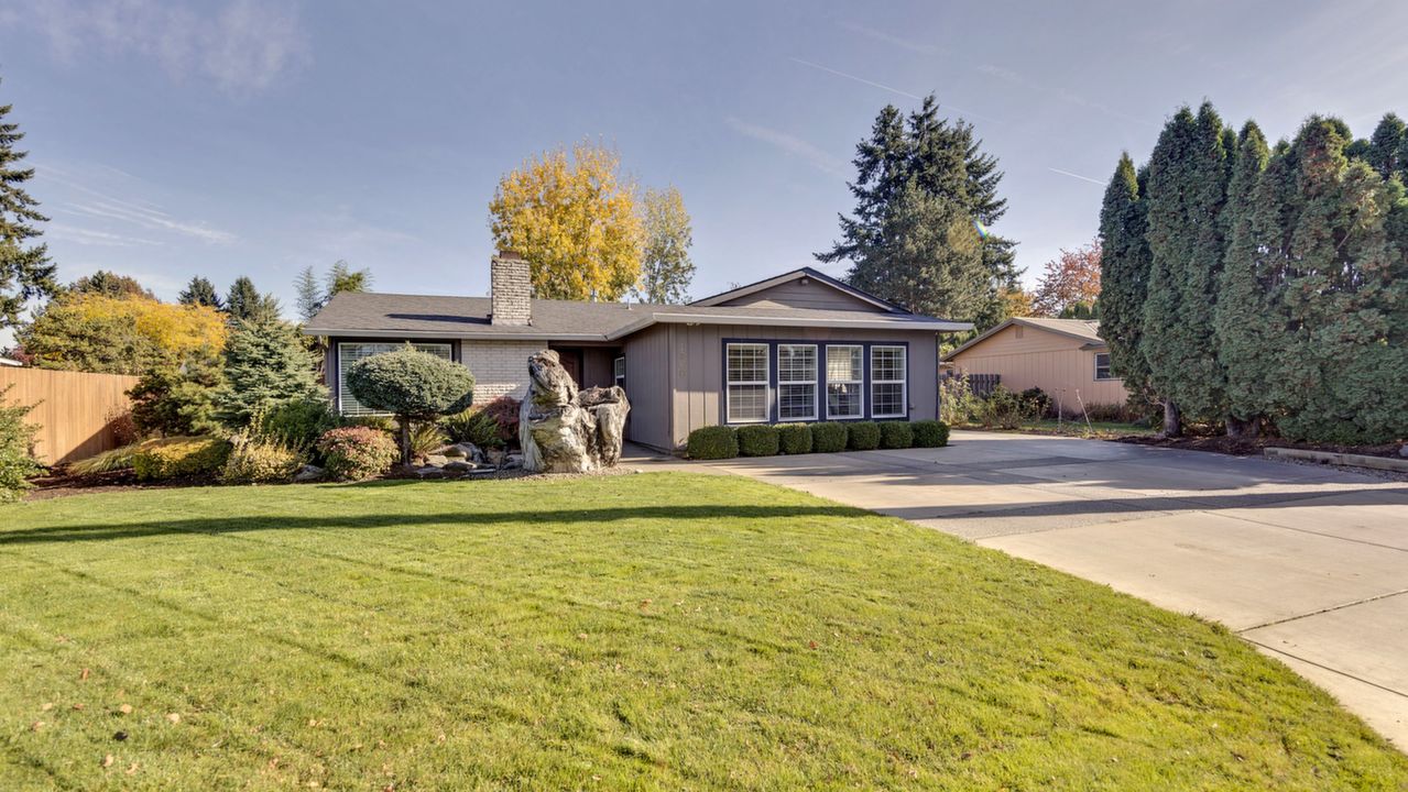 1300 N Manzanita St, Canby, OR, 97013 Scene 2