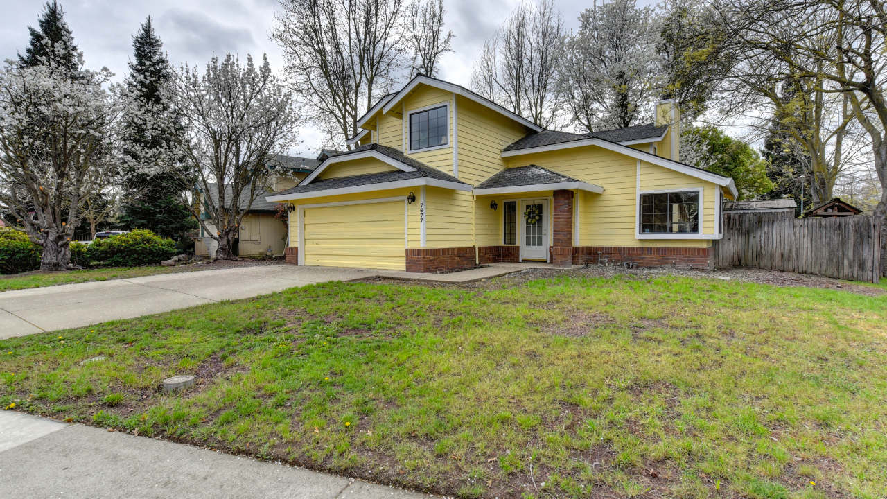 7677 River Village Dr., Sacramento, CA, 95831 Scene 2