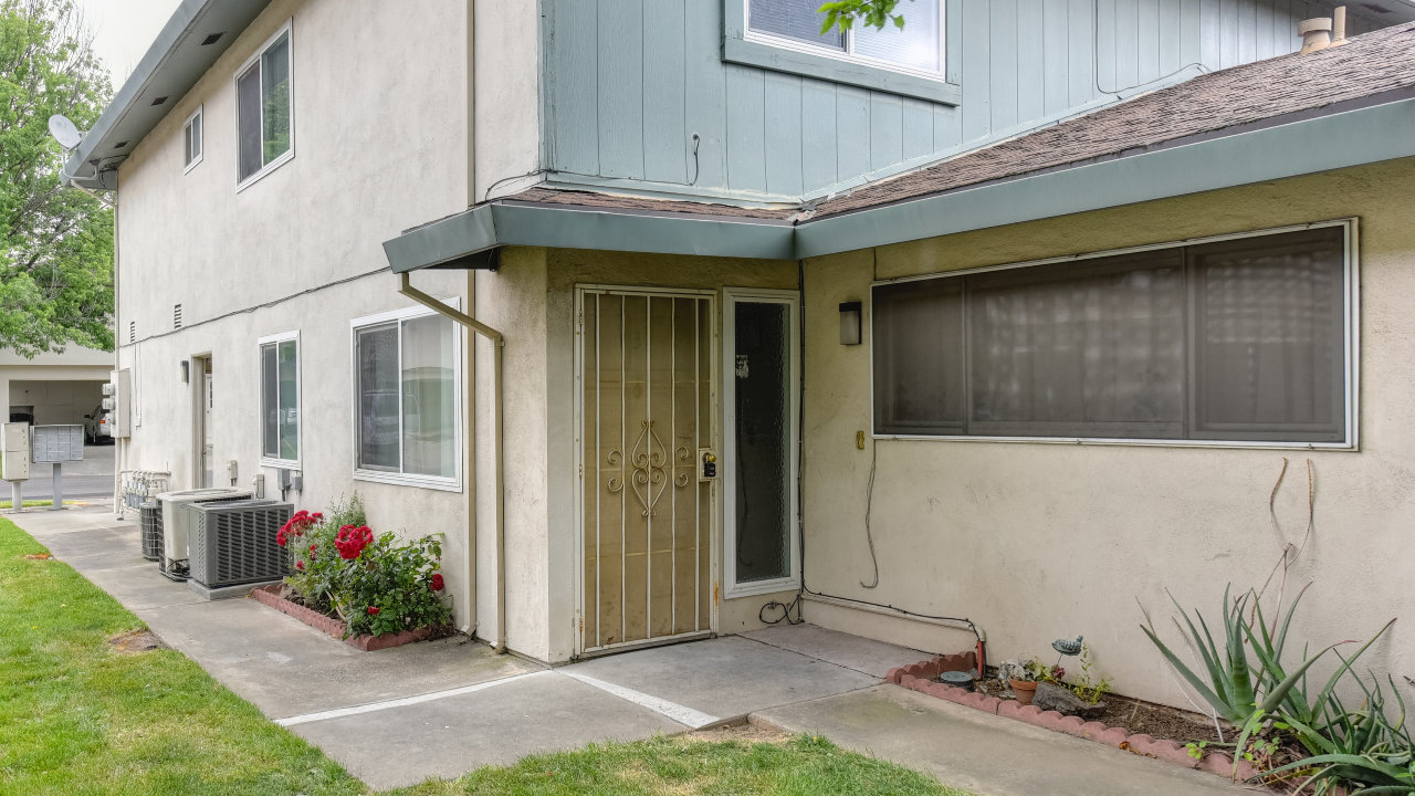 6505 Greenback Lane, #3, Citrus Heights, CA, 95621 Scene 1