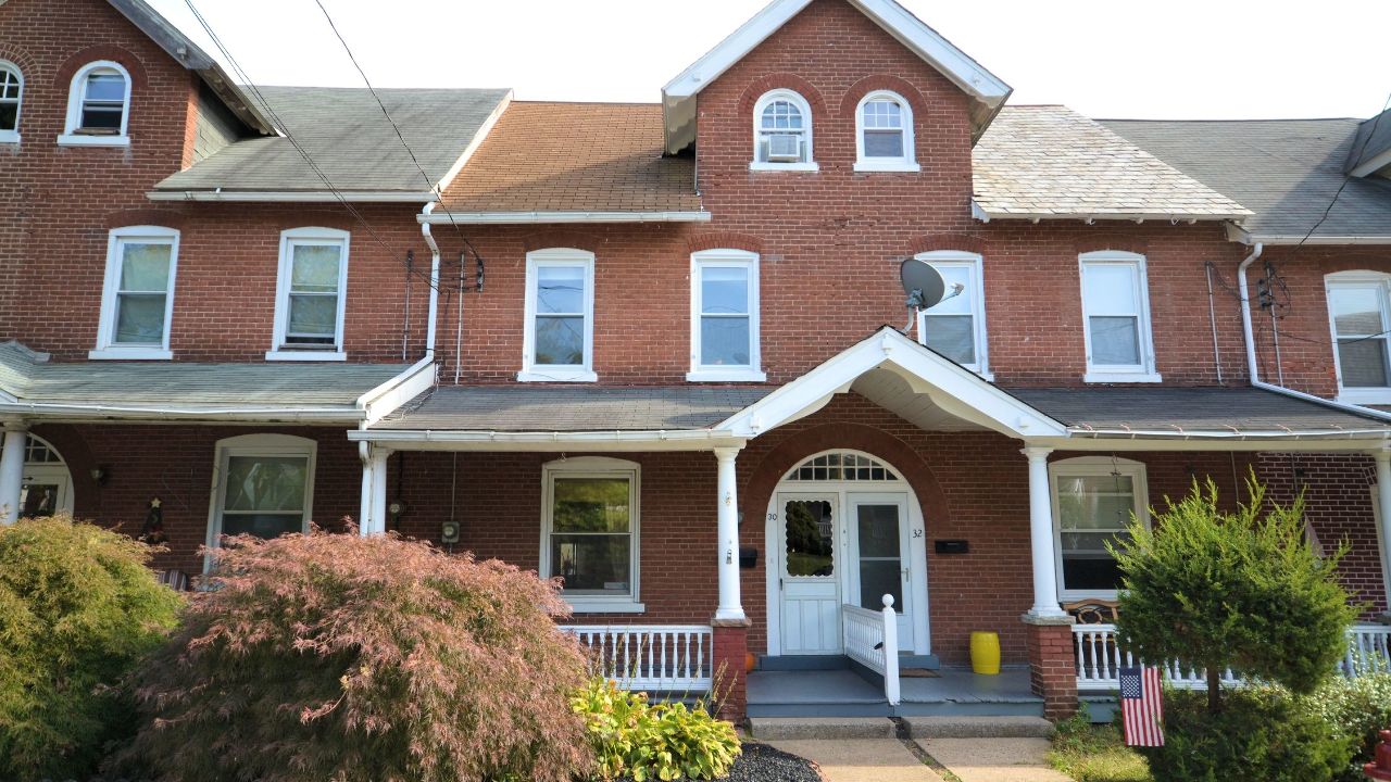 30 Diamond St, Telford, PA, 18969 Scene 1