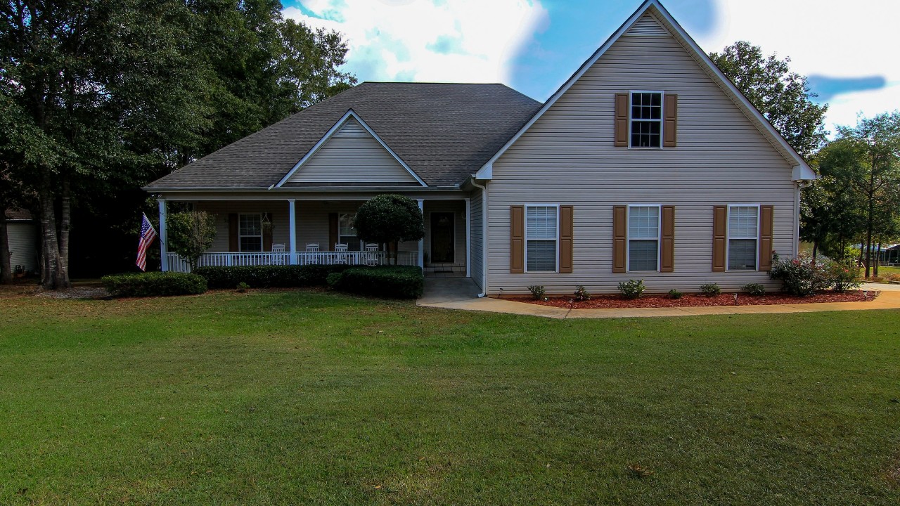 541 Harbour Shores Dr, Jackson, GA, 30233 Scene 1