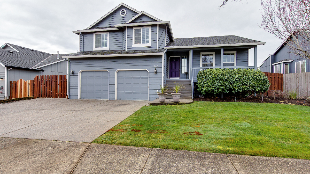 700 SE 10th St, Troutdale, OR, 97060 Scene 4