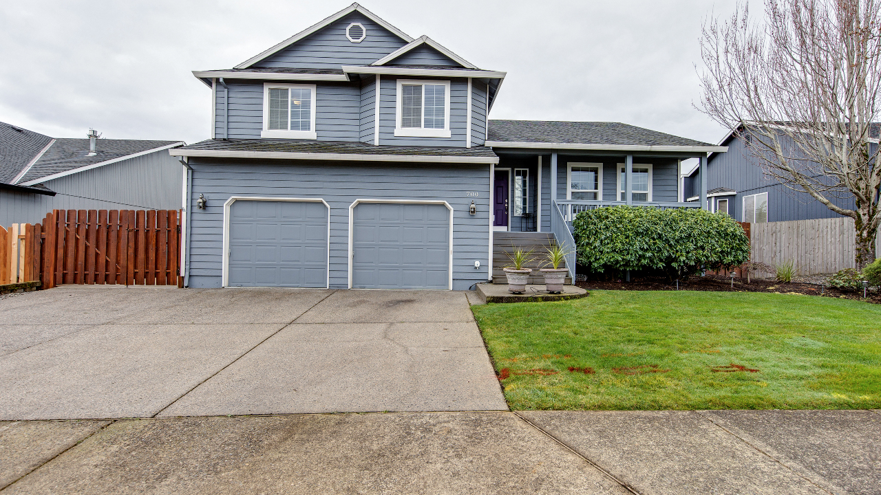700 SE 10th St, Troutdale, OR, 97060 Scene 3
