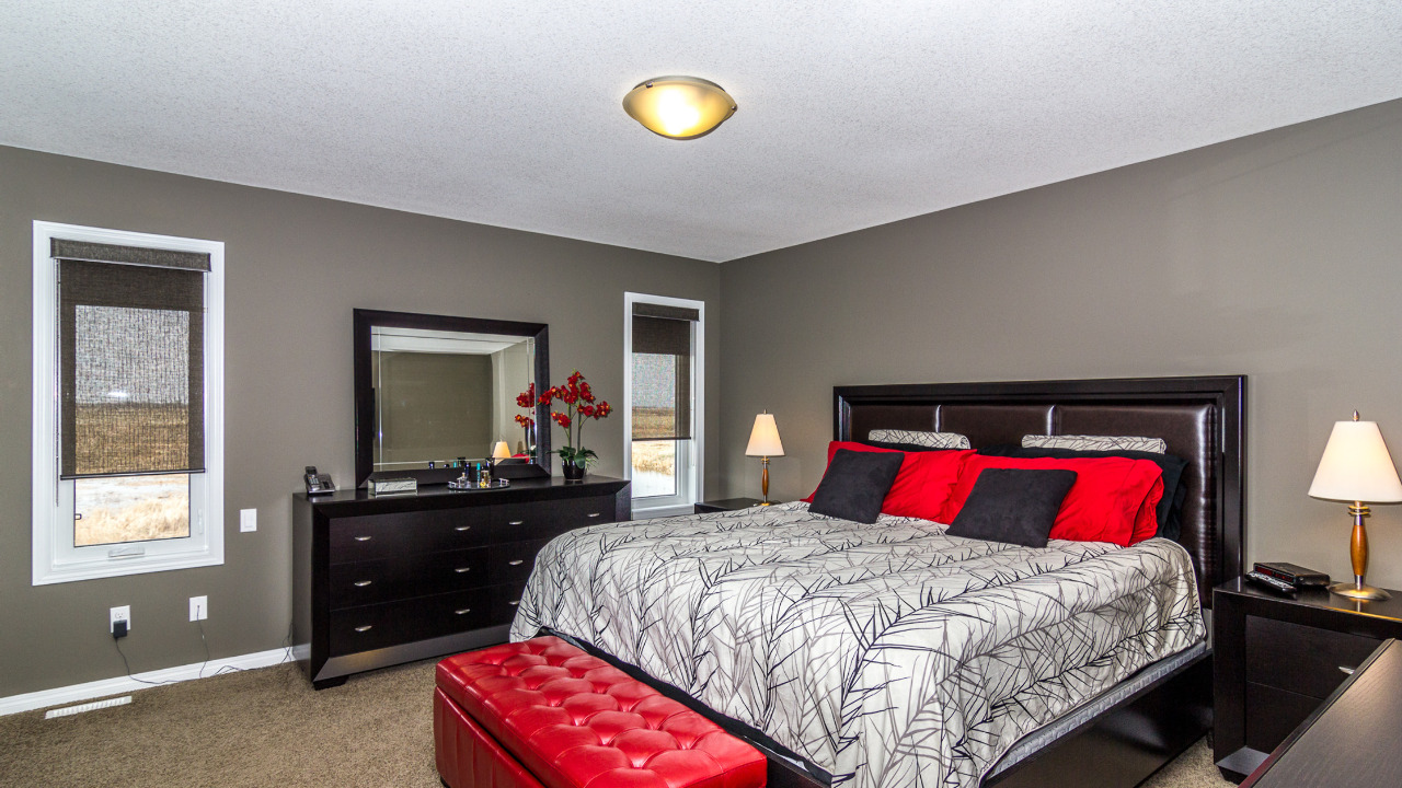 307 Hargreaves Green, SK-110