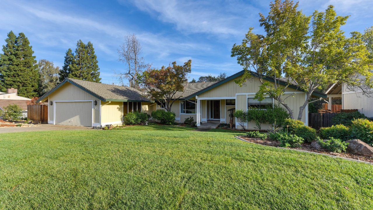 9033 Winding Oak Drive, Fair Oaks, CA, 95628 Scene 3