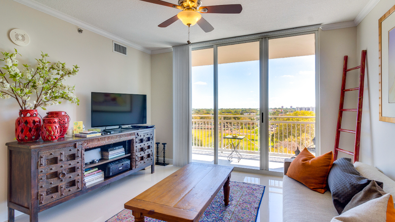 2665-SW-37th-Ave-03