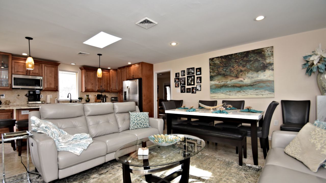 288 Blue Ridge Dr, Levittown, PA, 19057 Scene 3