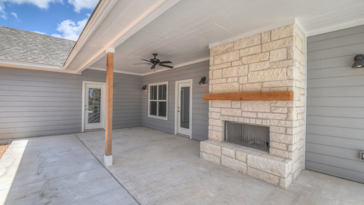 110 Wranglers Way, Burnet, TX, 78611 Scene 4