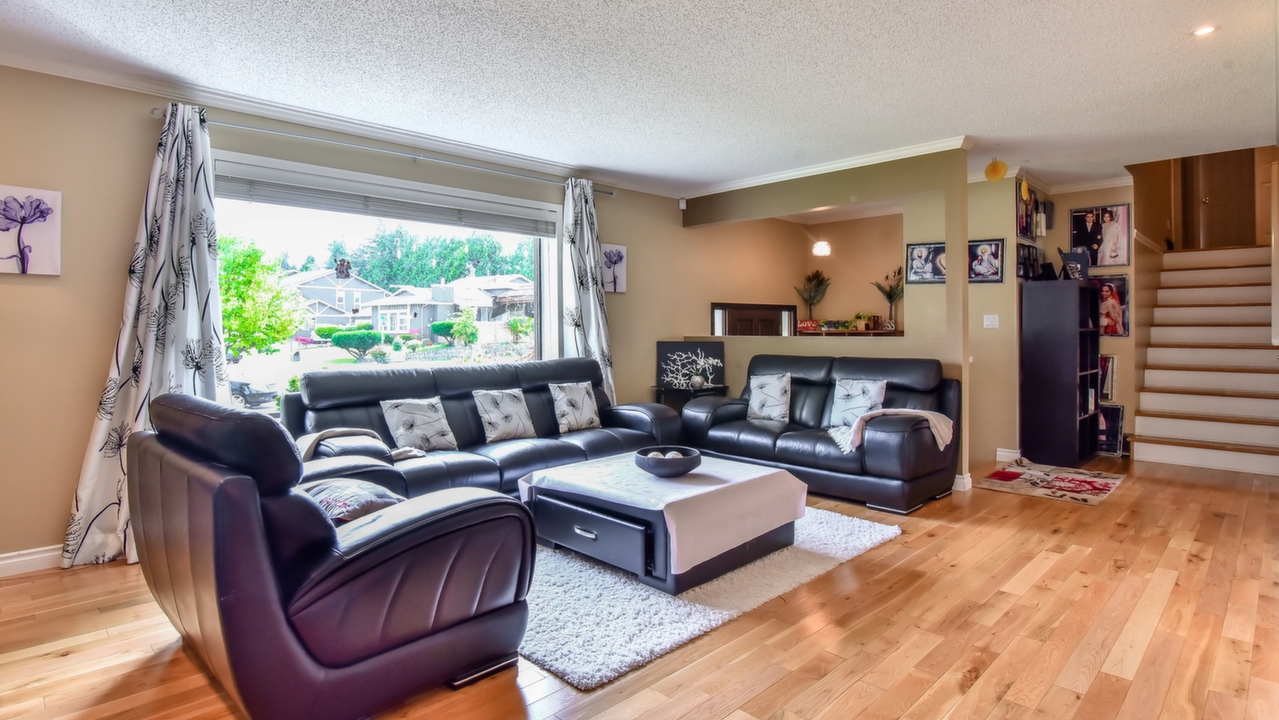 13043 65 Ave., 13043 65 Ave., BC, V3W 7W7 Scene 3