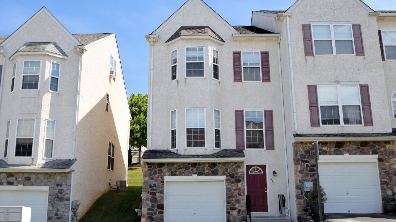 716 Beech Ct, Bridgeport, PA, 19405 Scene 1