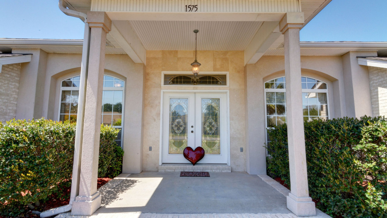 02_Entrance_00