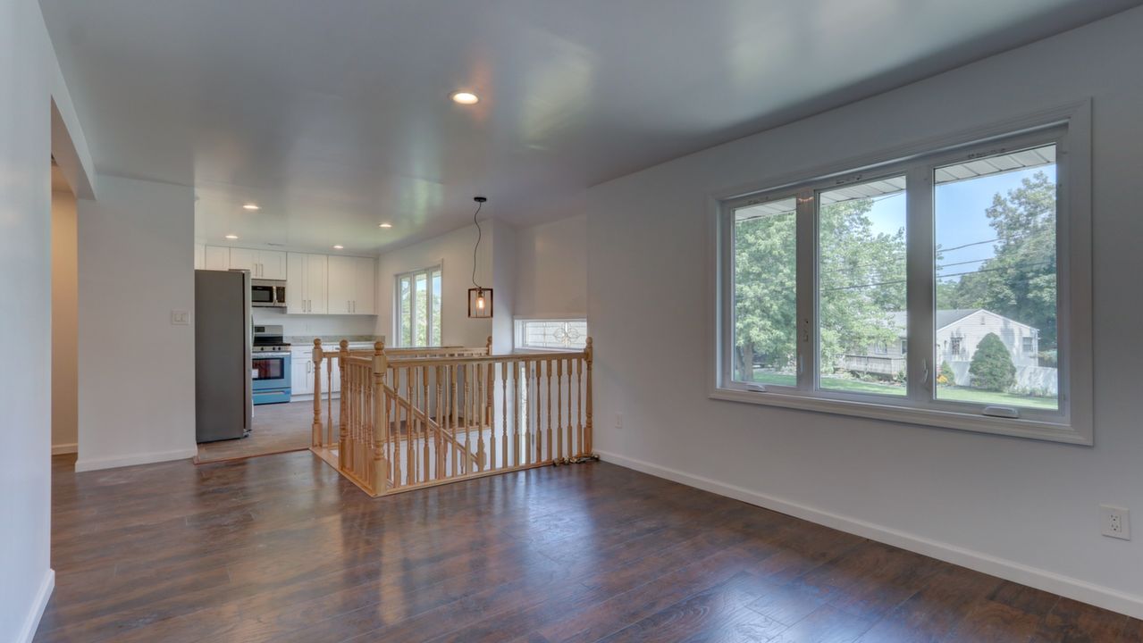 12 Wayside Ave, Seldon, NY, 11784 Scene 3