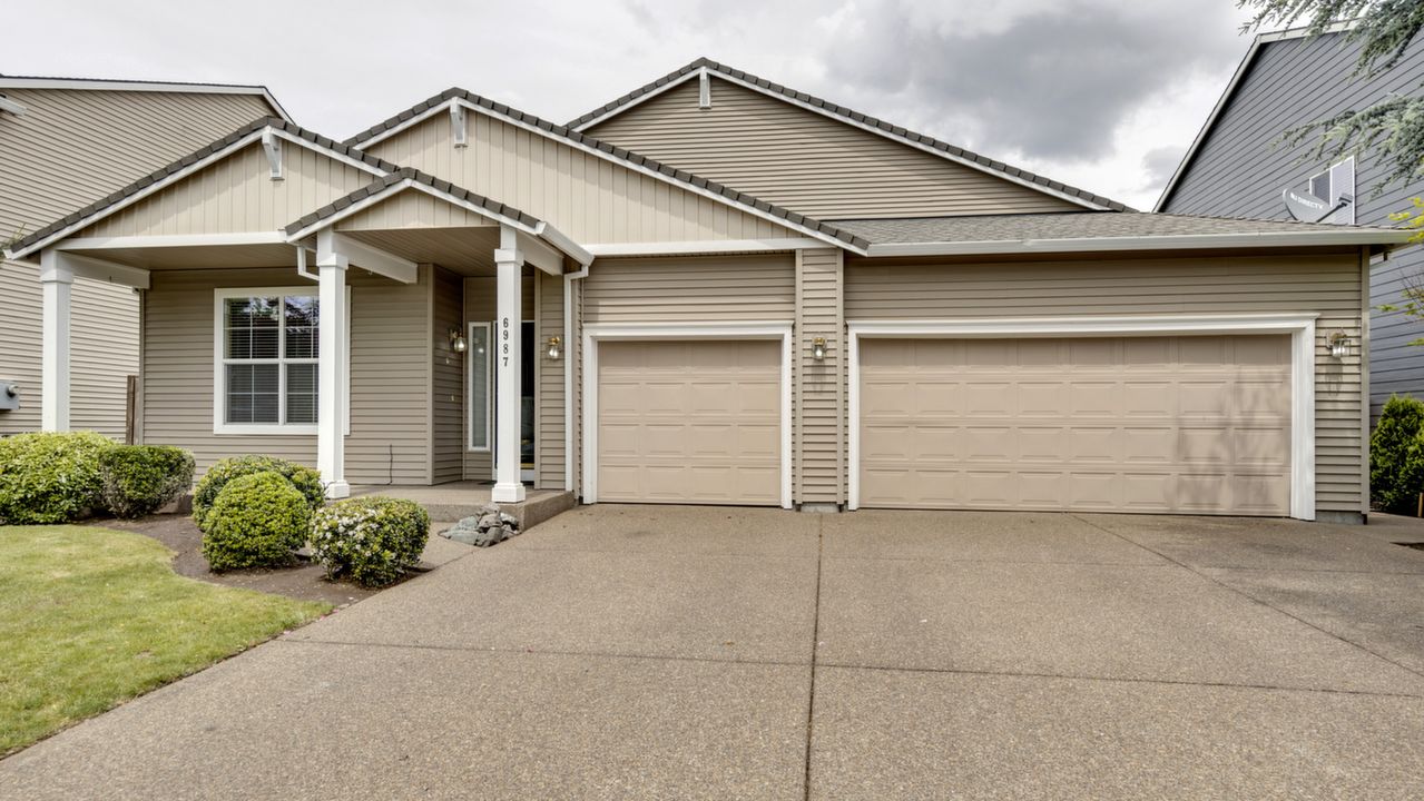 6987 SE Tuscany Way, Portland, OR, 97267 Scene 4