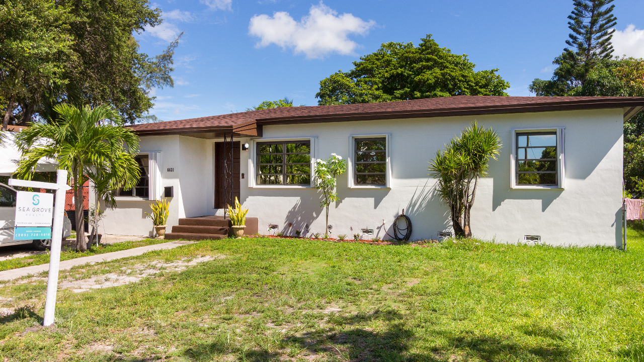 6631-Tamiami-Canal-Rd-02