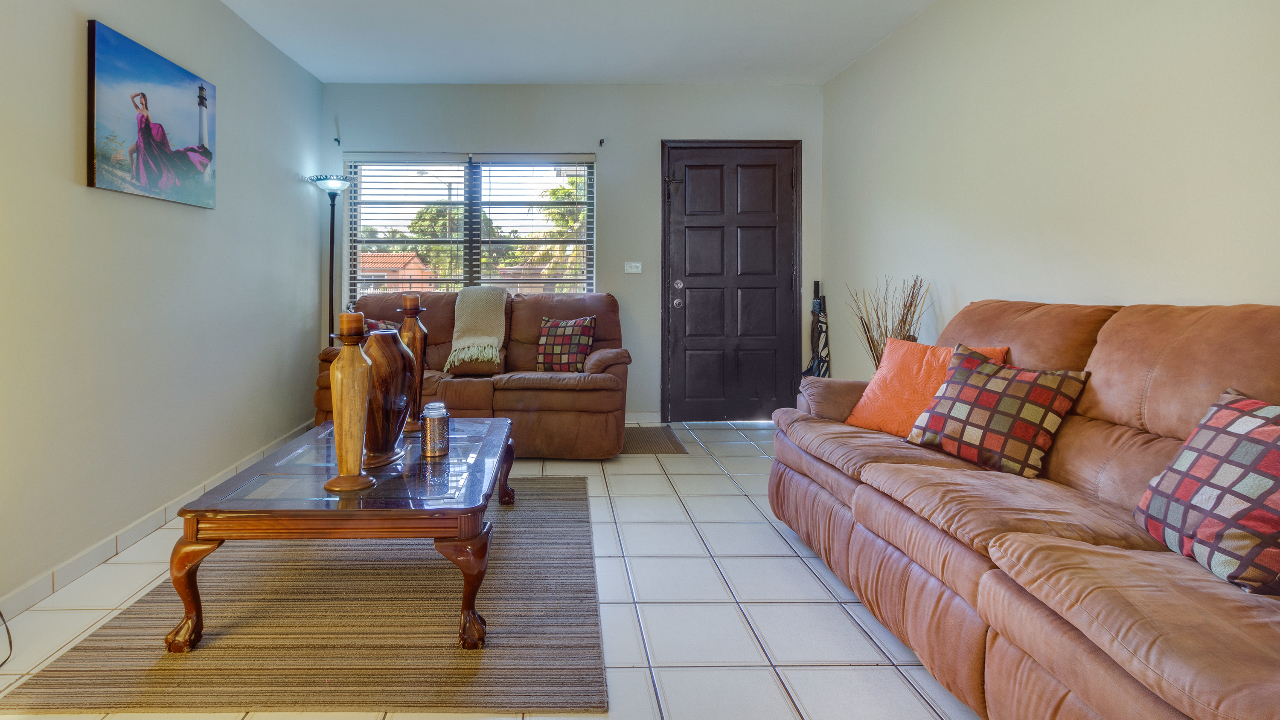 6631-Tamiami-Canal-Rd-03