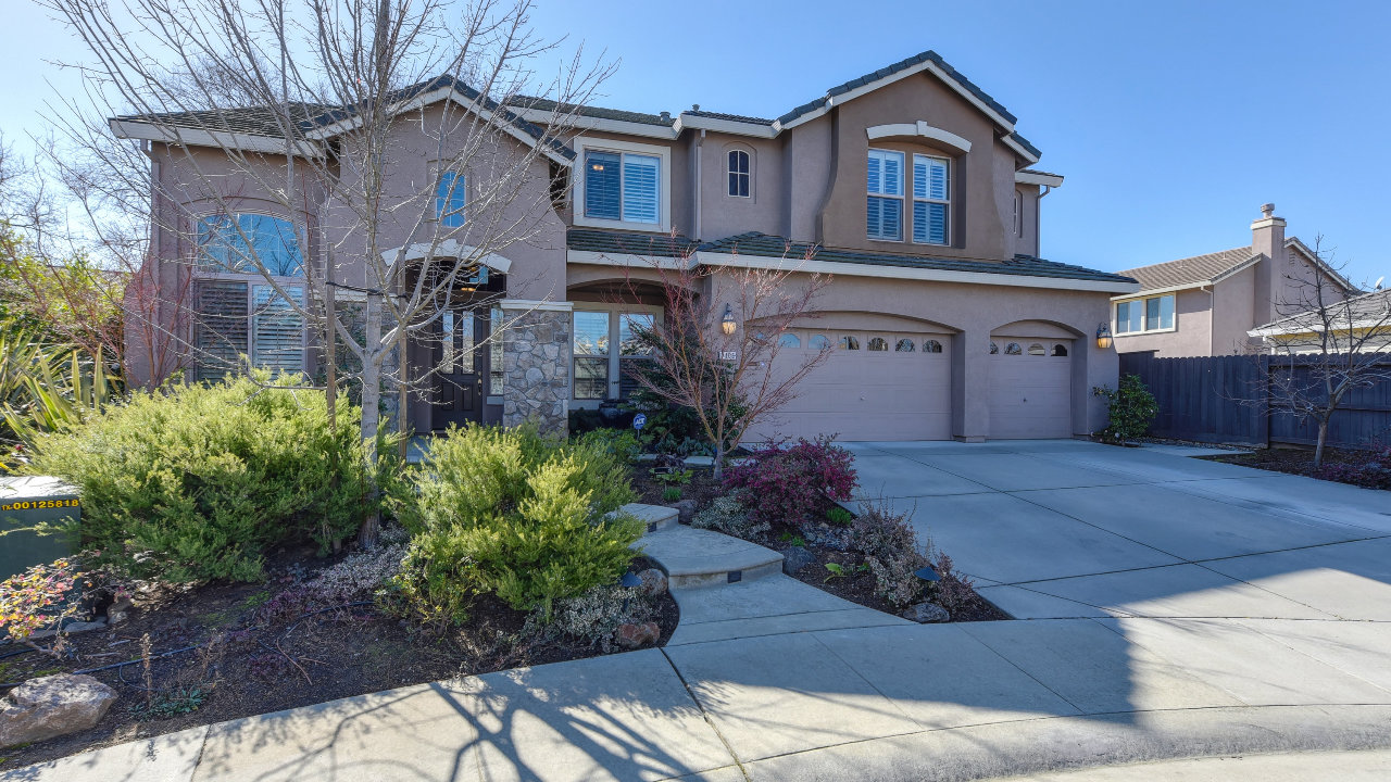 7106 Innes Court, Elk Grove, CA, 95757 Scene 1