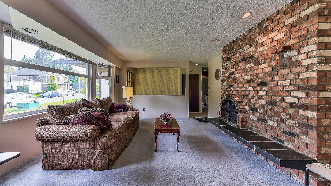 10227 144A St, Surrey, BC, v3r 3p7 Scene 2