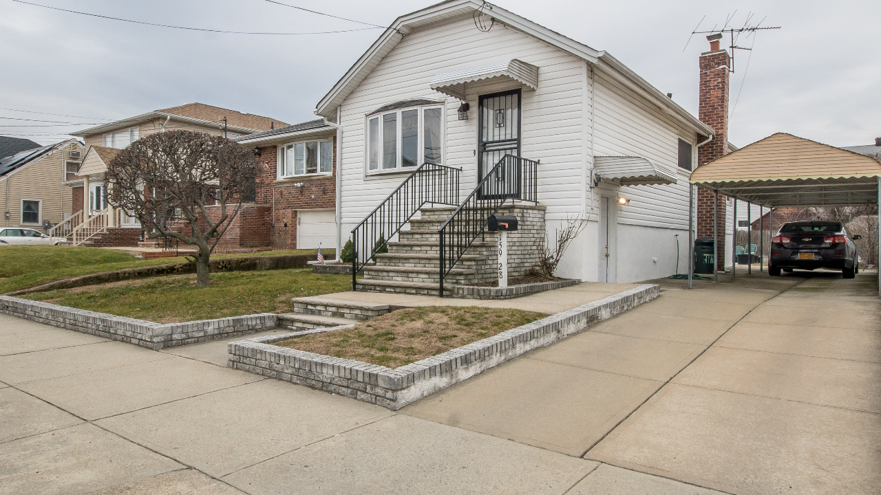 15928 97th St, Howard Beach, NY, 11414 Scene 1