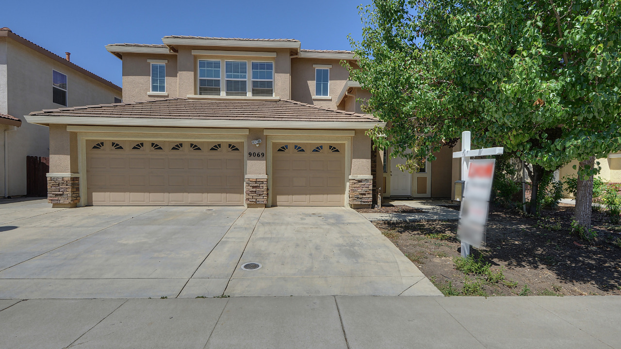 9069 Four Seasons Drive, Elk Grove, CA, 95624 Scene 1