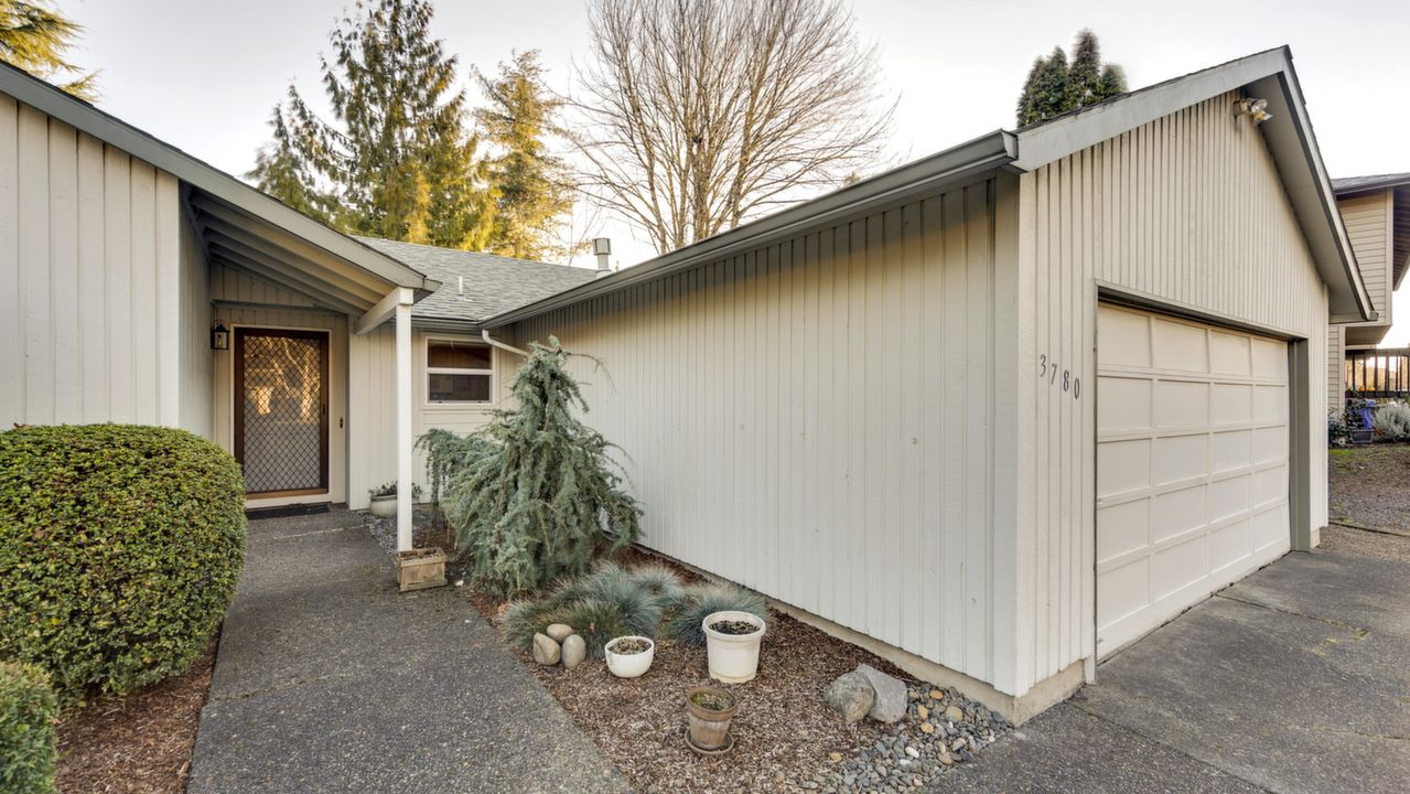 3780 SW 3rd St, Gresham, OR, 97030 Scene 4