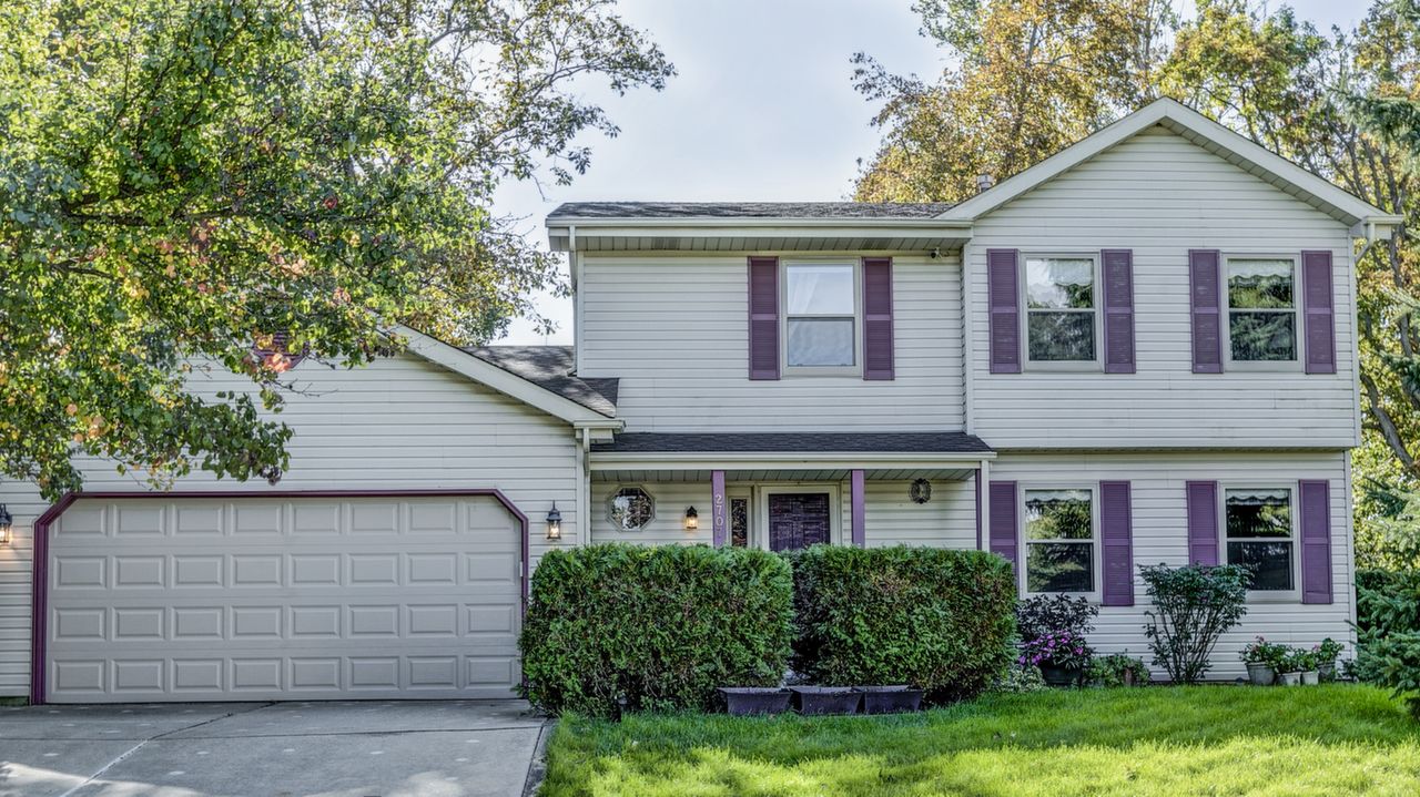 2707 Stonebridge Dr, Caledonia, WI, 53404 Scene 1