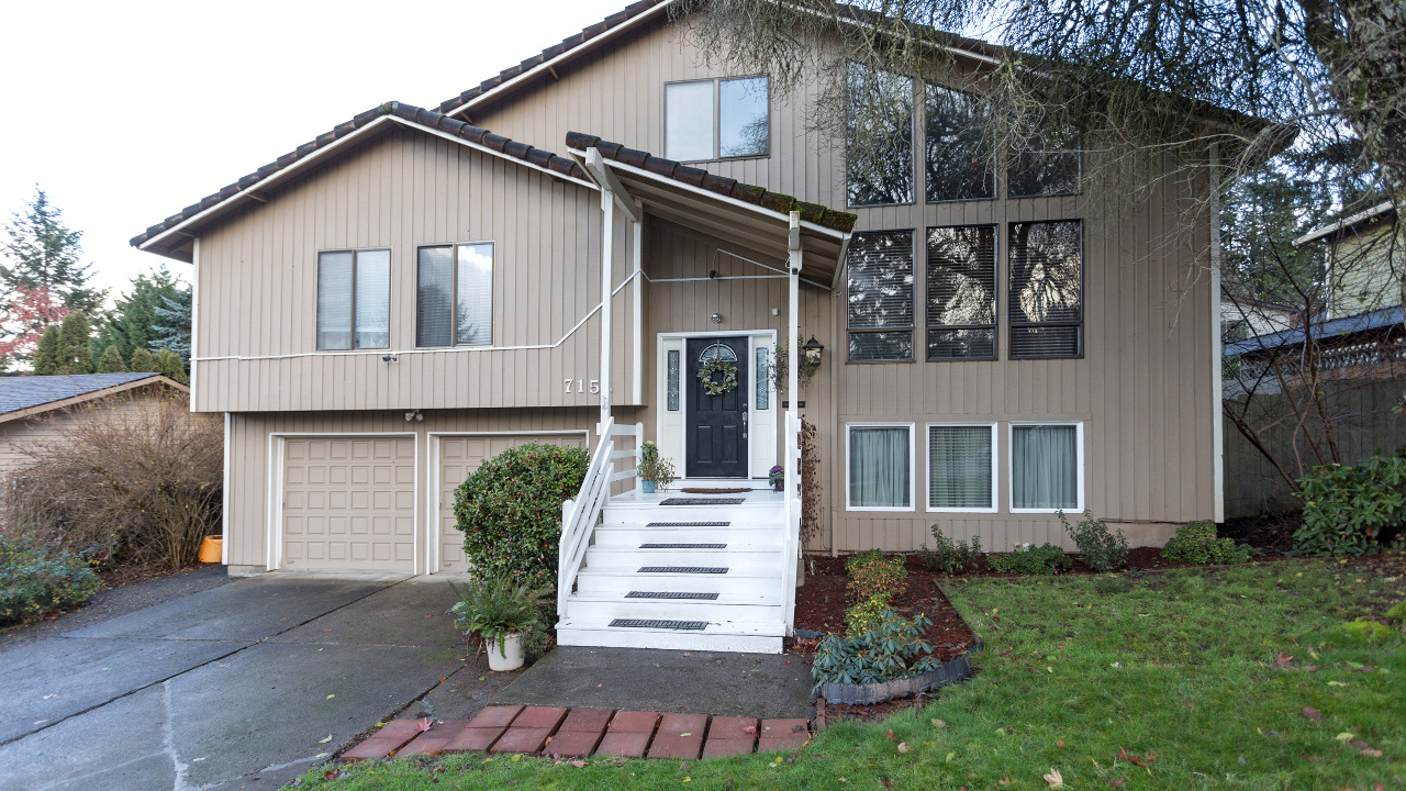 7158 SW 184th Ave, Aloha, OR, 97007 Scene 2