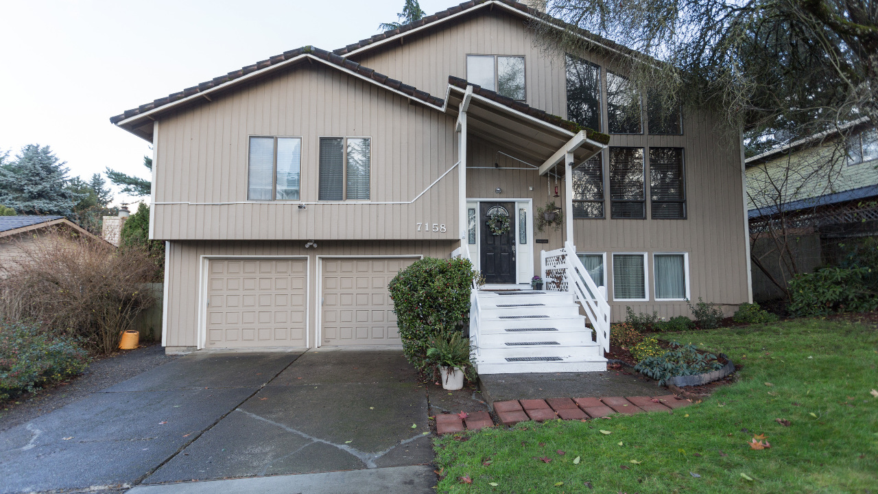 7158 SW 184th Ave, Aloha, OR, 97007 Scene 1