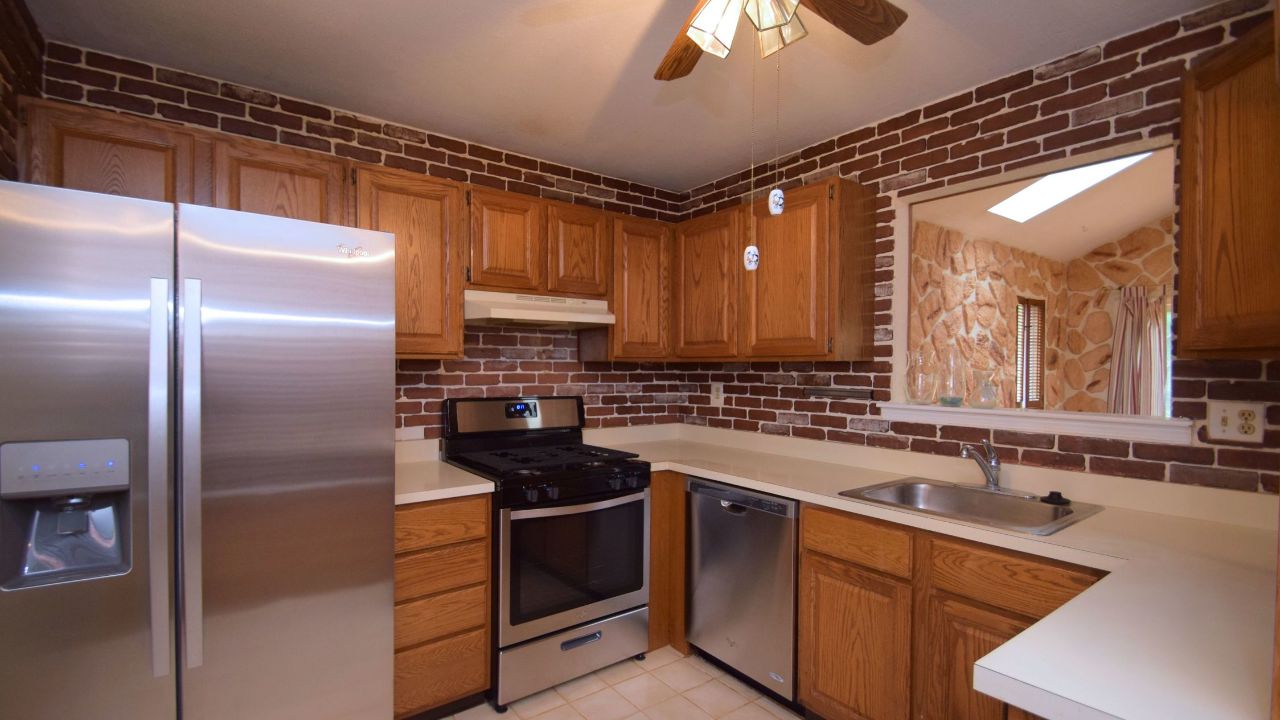 1501 Cranberry Dr, Norristown, PA, 19403 Scene 3