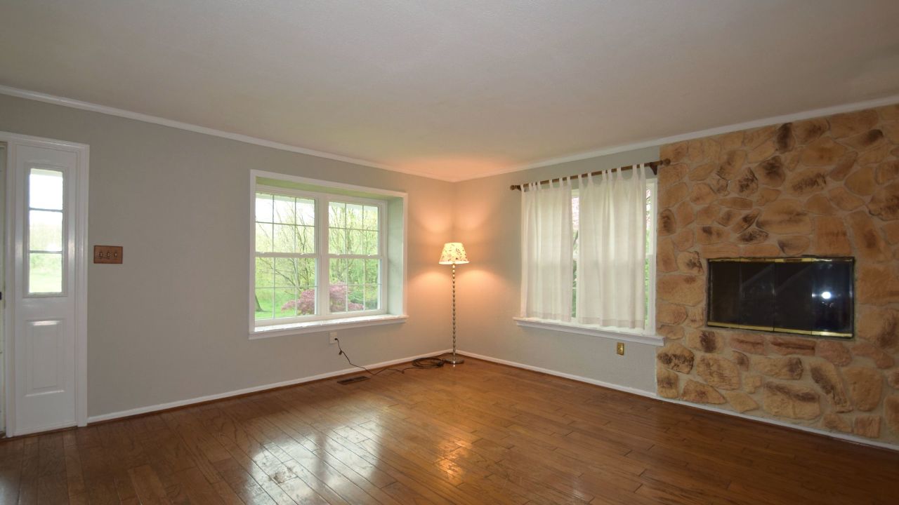 1501 Cranberry Dr, Norristown, PA, 19403 Scene 2