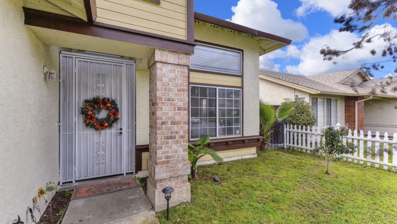 8338 Foynes Way, Sacramento, CA, 95828 Scene 4