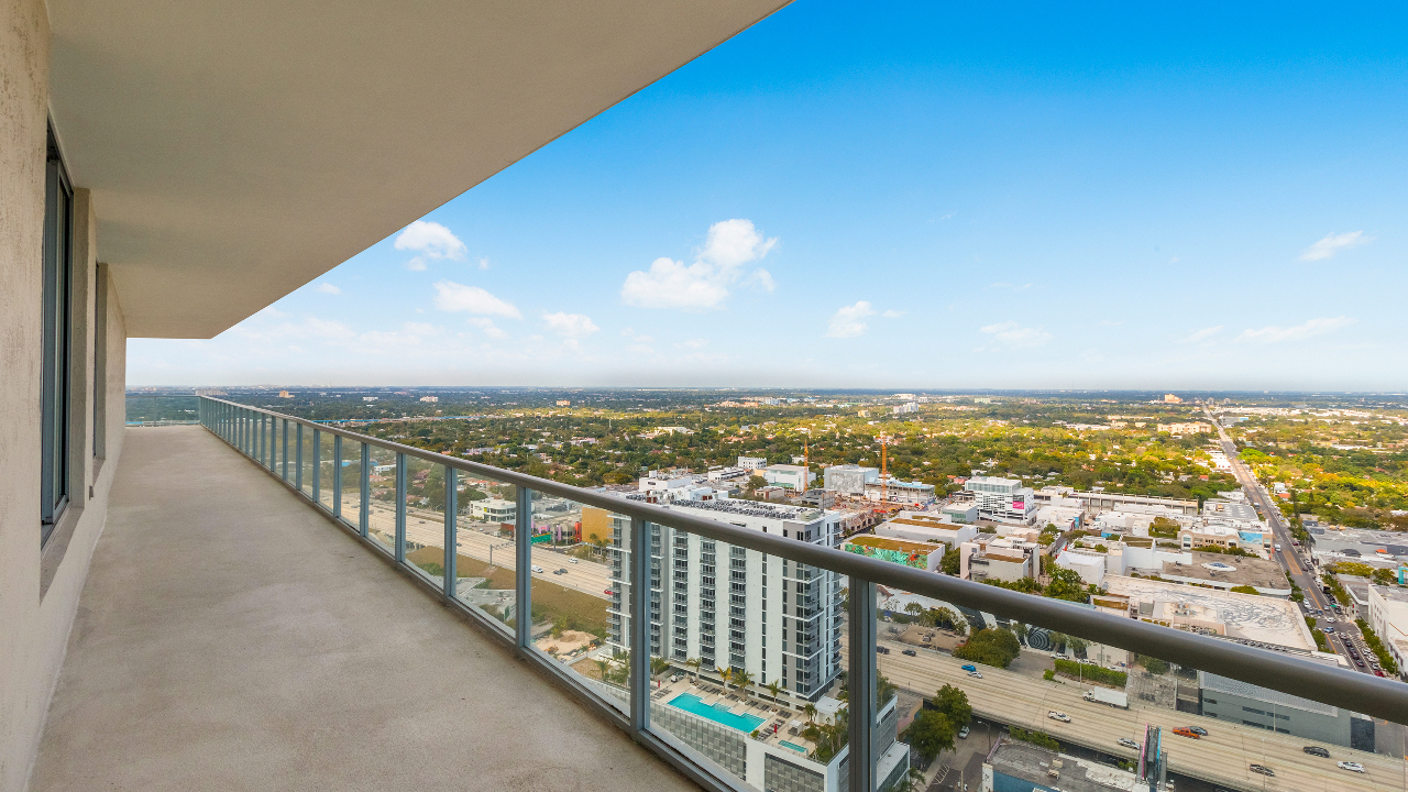2-Midtown-PH202-03