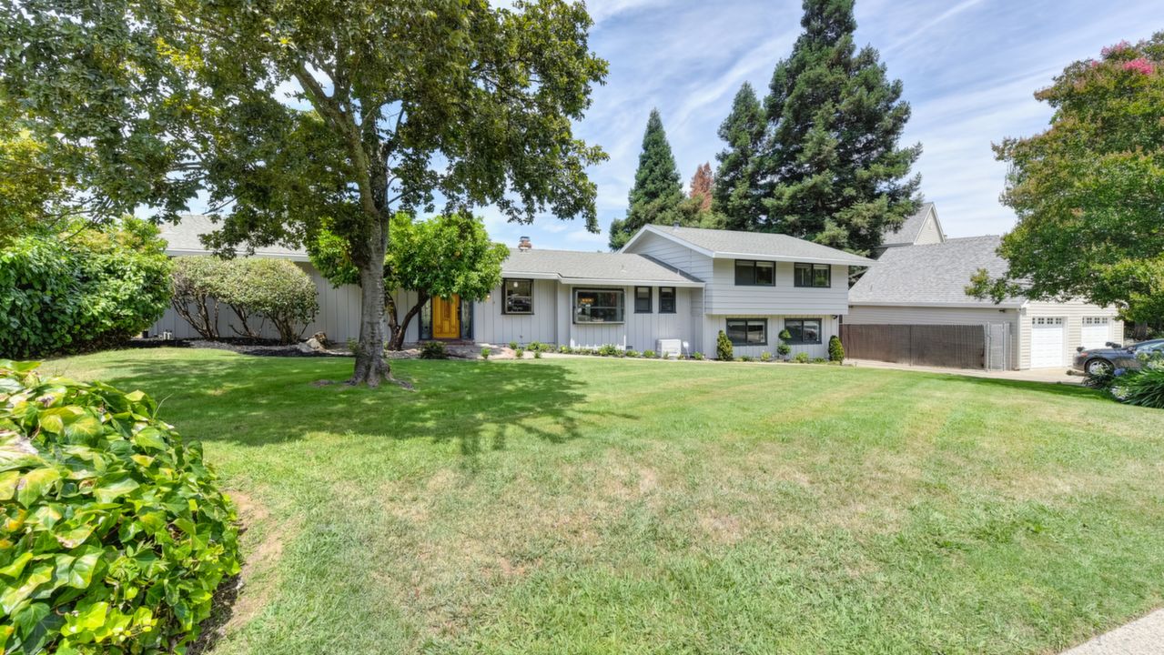 7729 Greenridge Way, Fair Oaks, CA, 95628 Scene 1